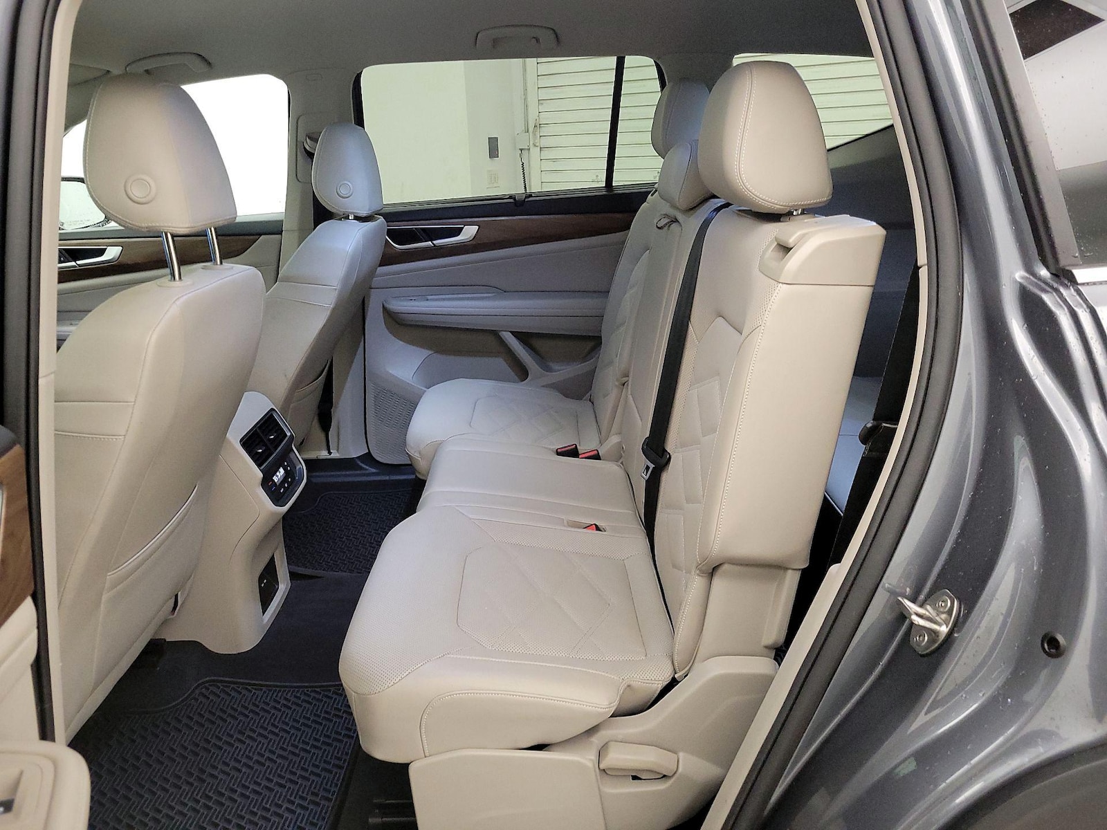 Rear Air Conditioning