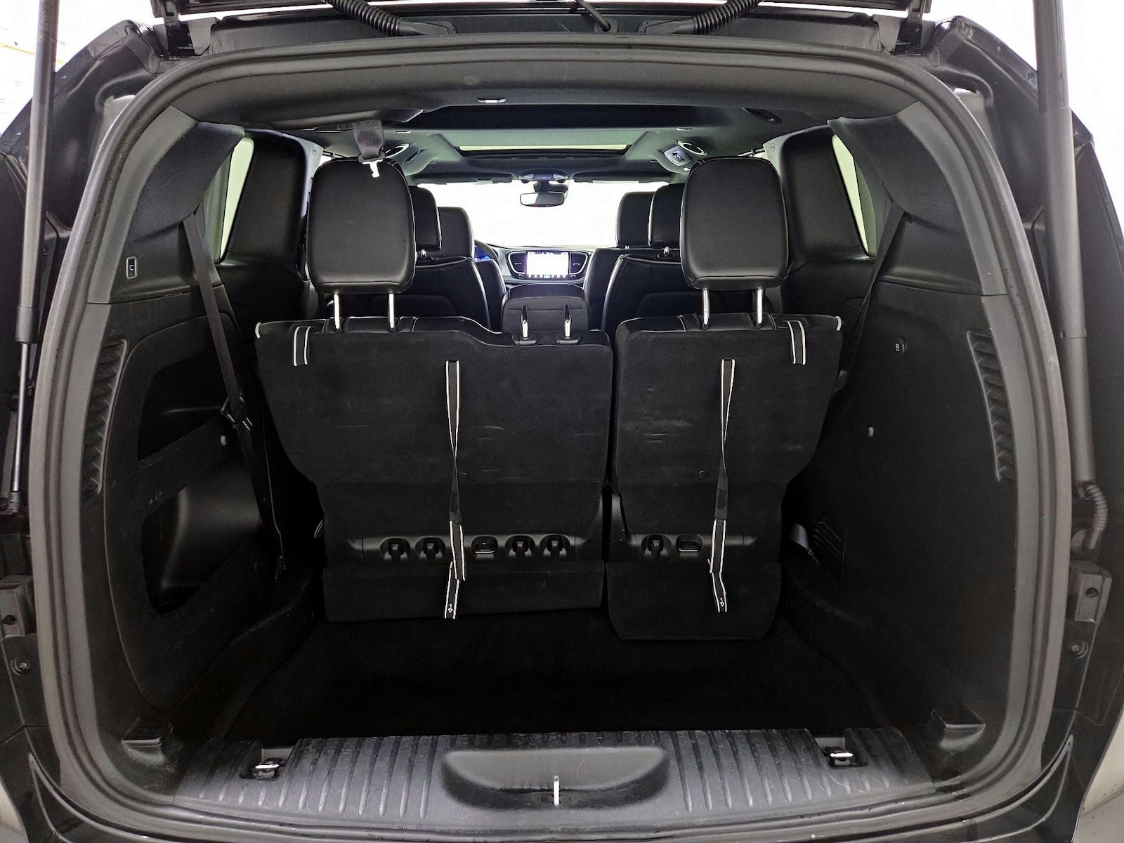 2025 Chrysler Pacifica Limited - Photo 24