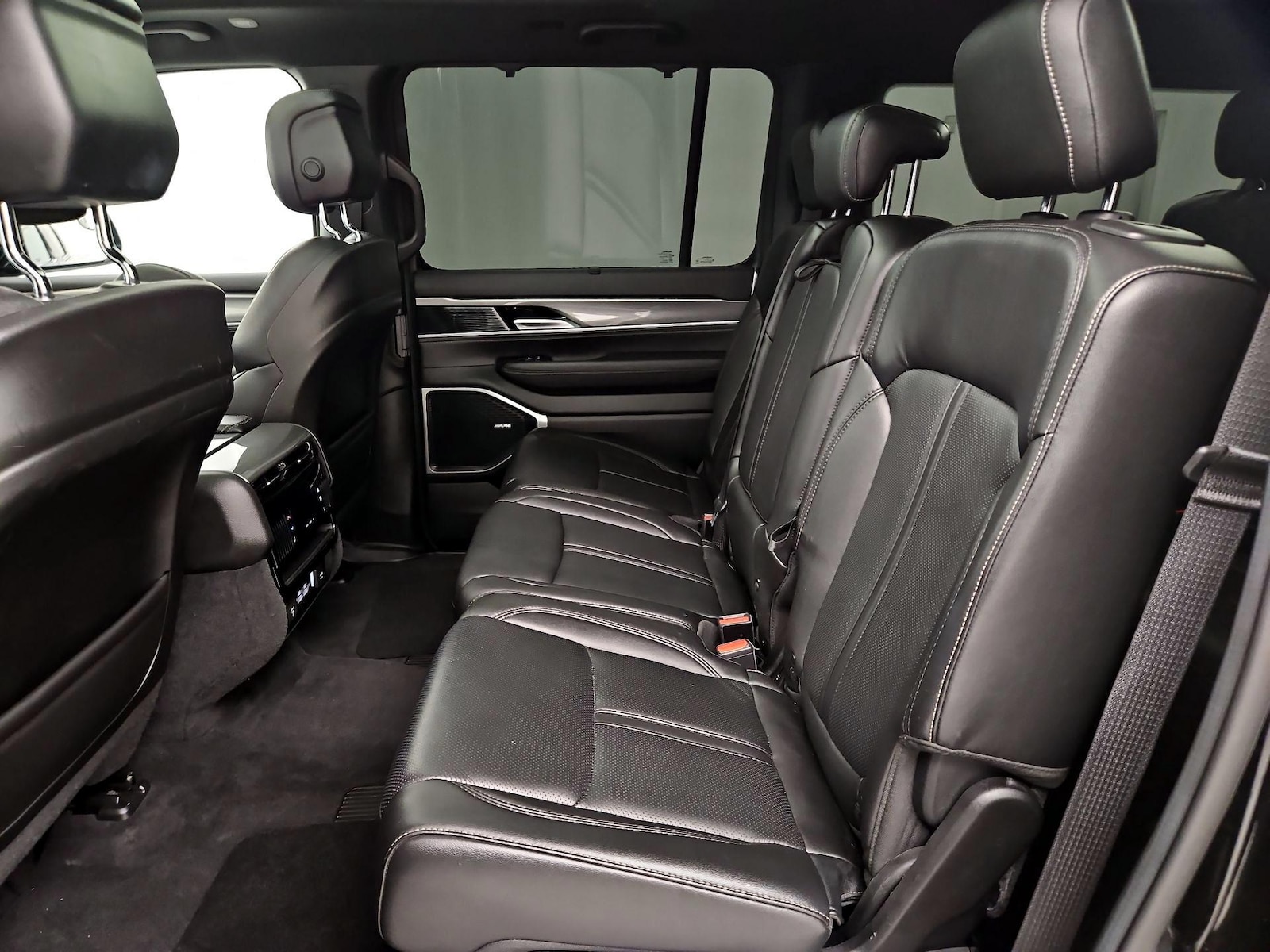Rear Air Conditioning