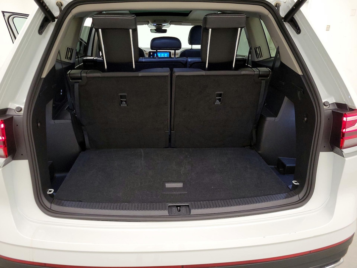 Trunk/Cargo (Seats Up)