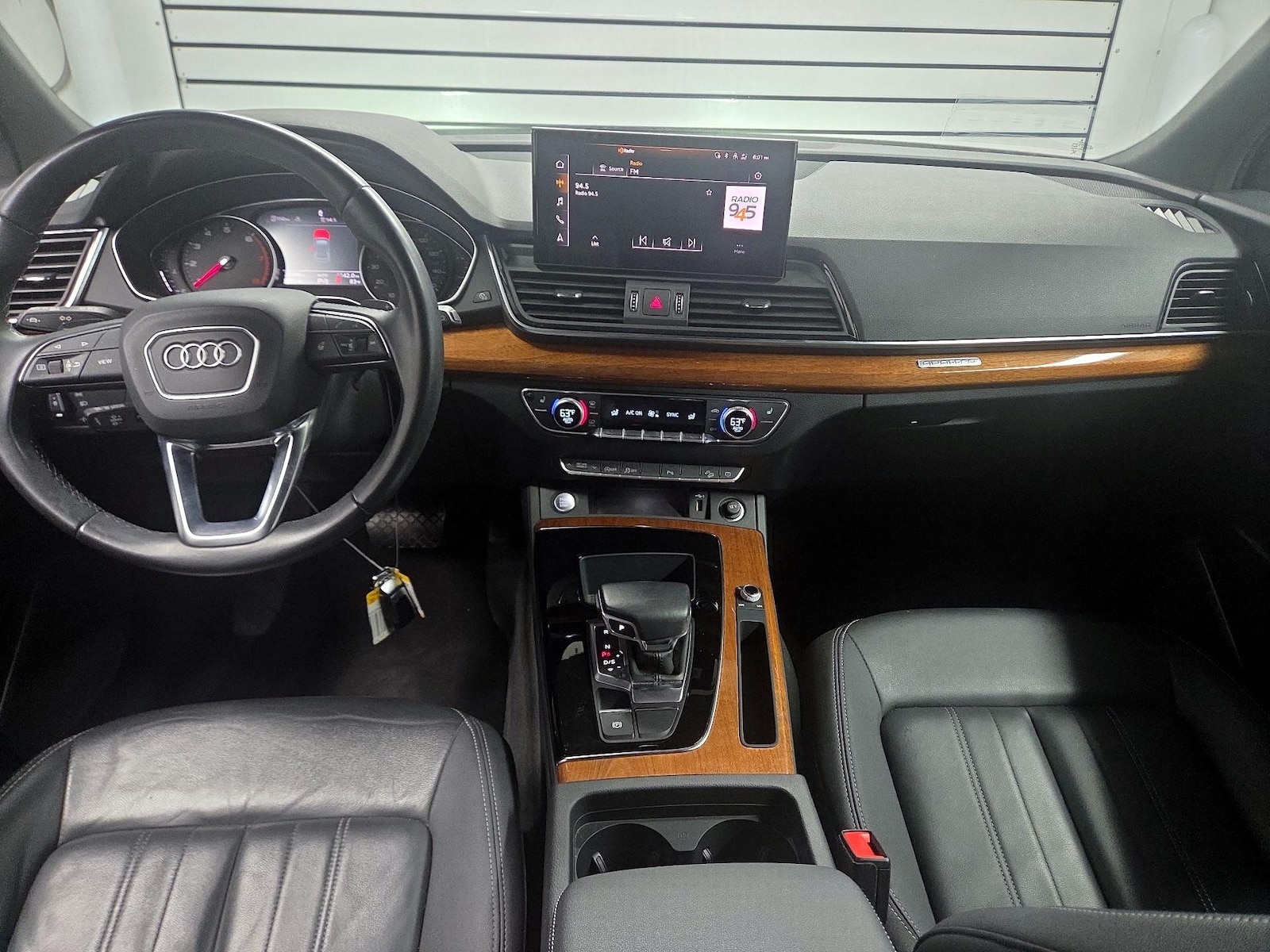 Apple CarPlay® & Android Auto™