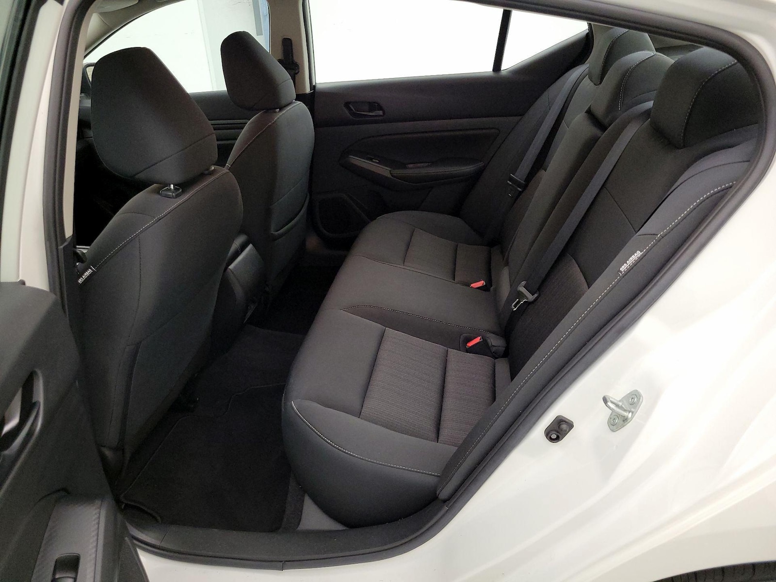2025 Nissan Altima SV - Photo 18
