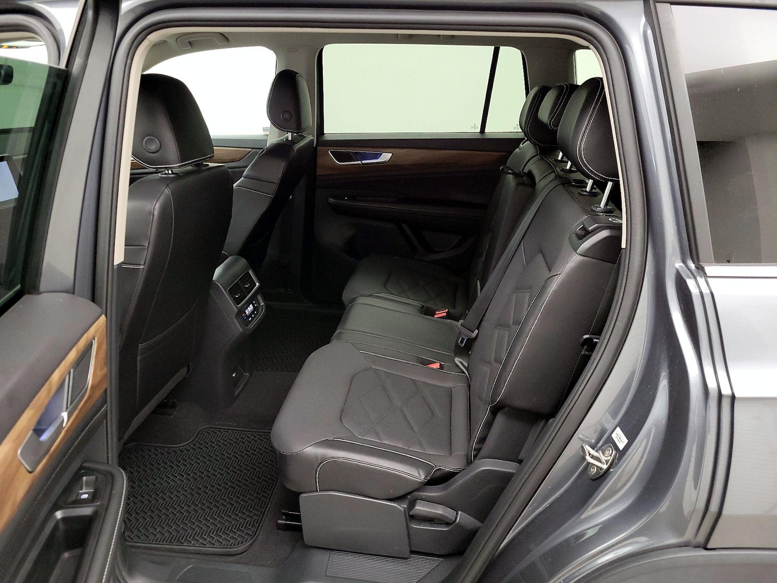 Rear Air Conditioning