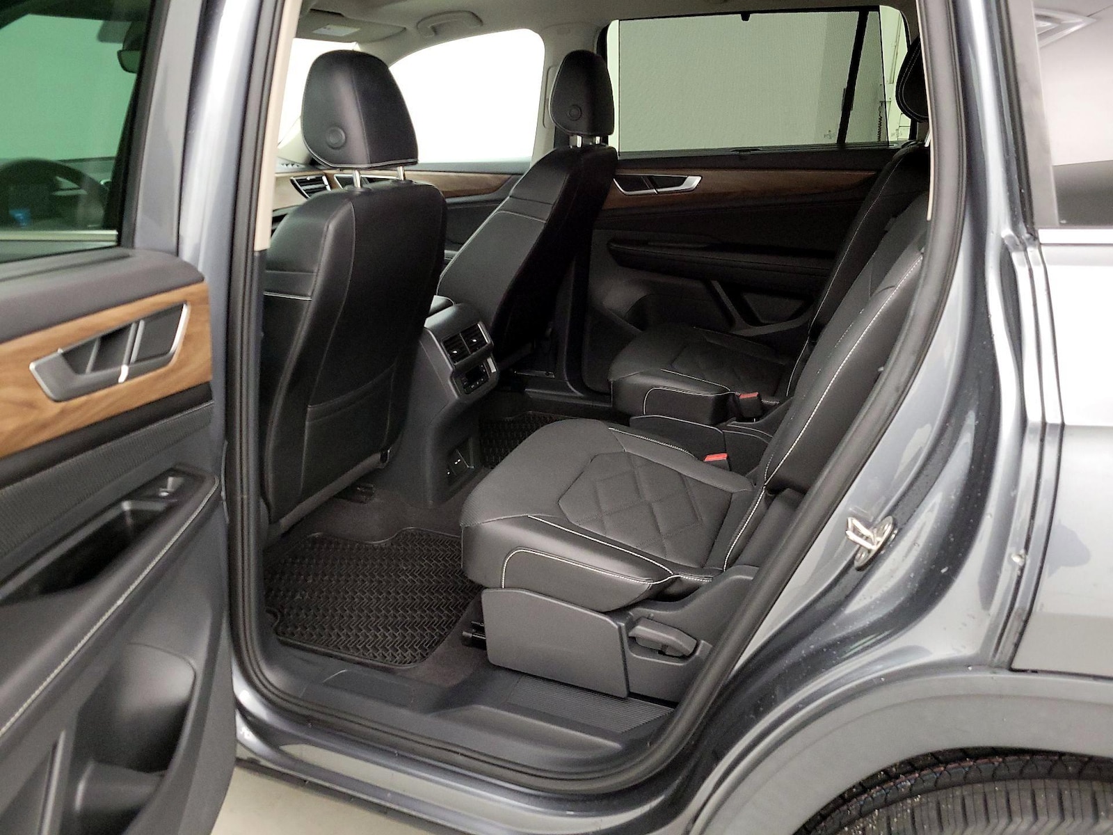 Rear Air Conditioning
