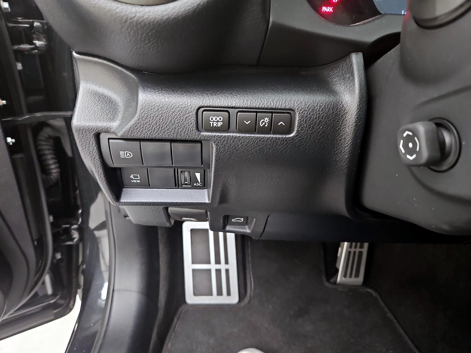 2025 Lexus IS 350 F SPORT - Photo 14