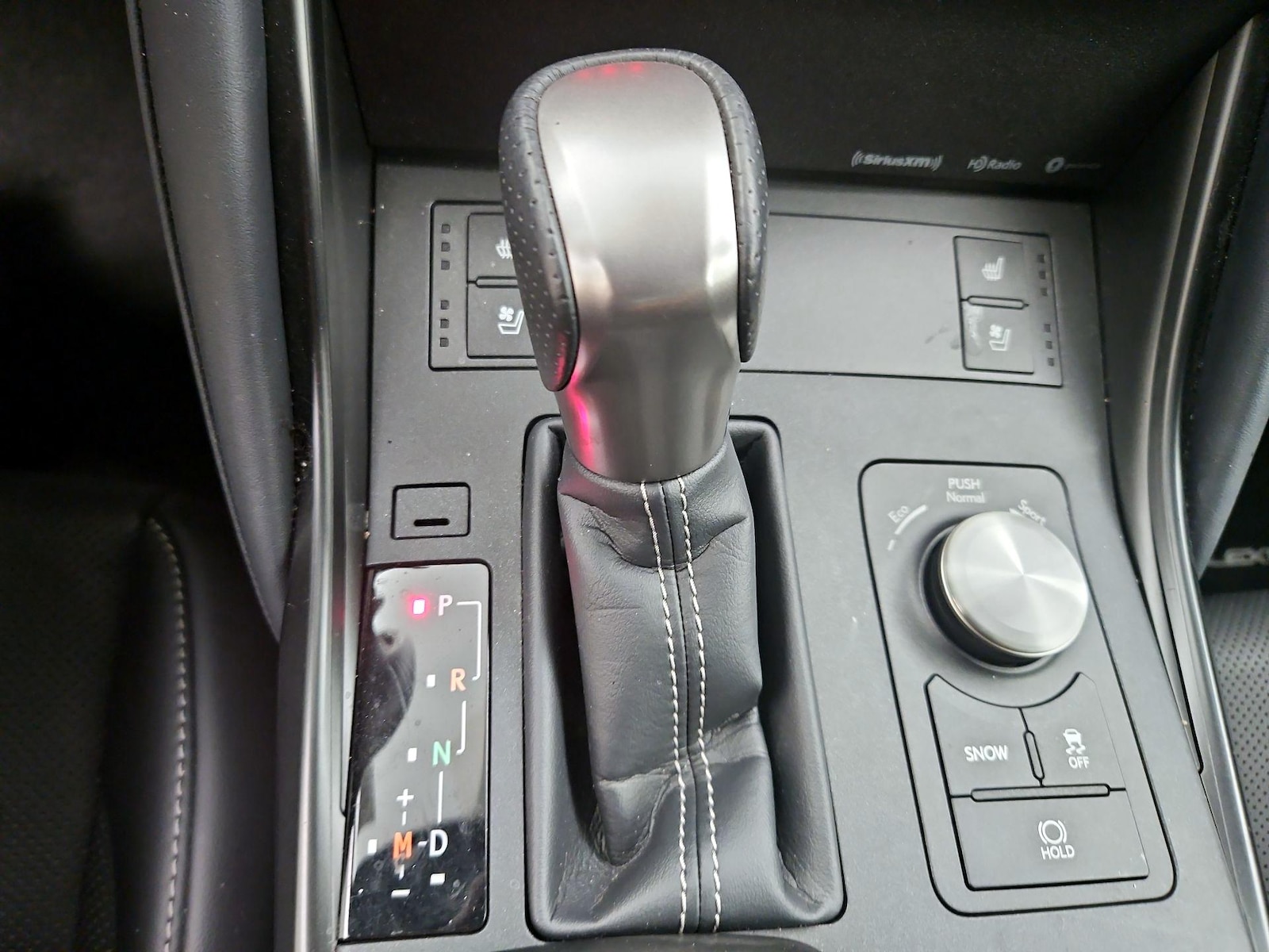 2025 Lexus IS 350 F SPORT - Photo 19