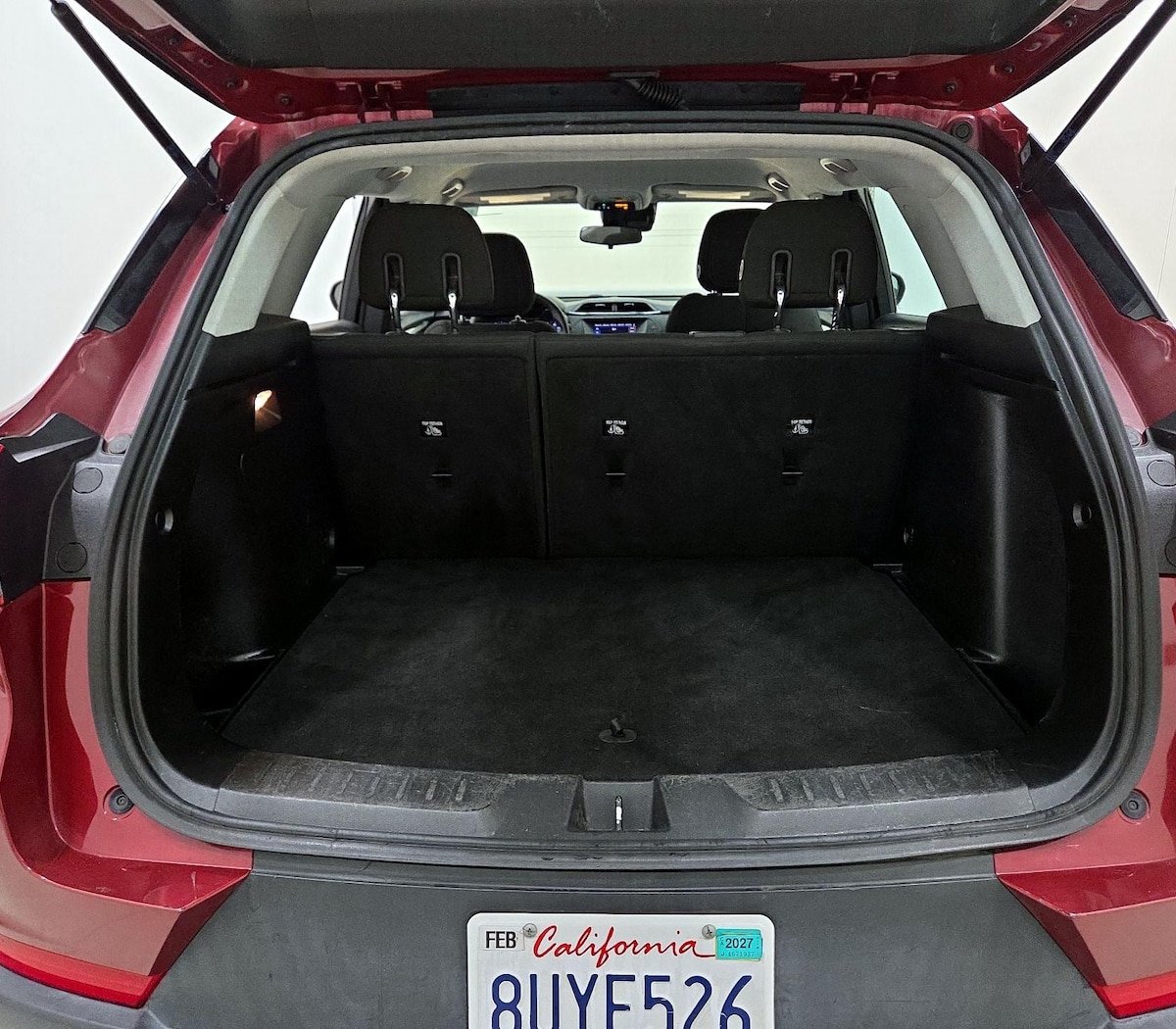Trunk/Cargo (Seats Up)