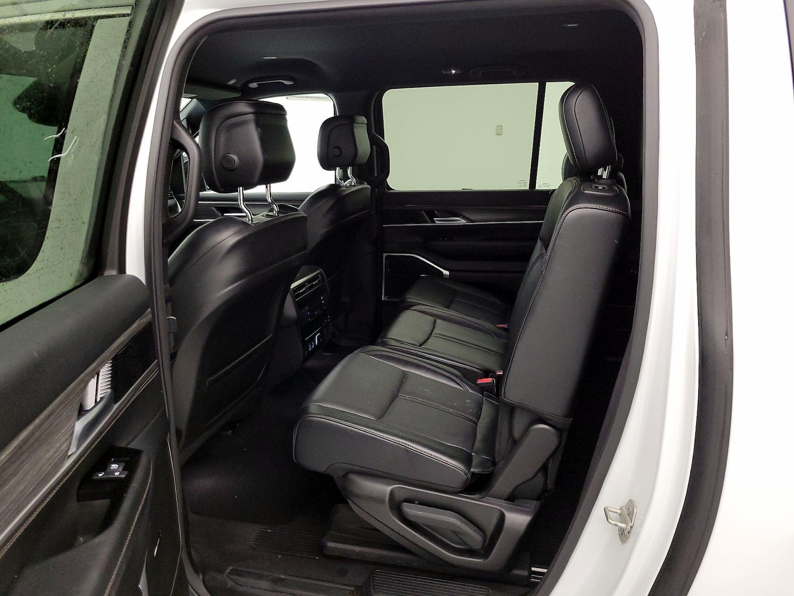 Rear Air Conditioning