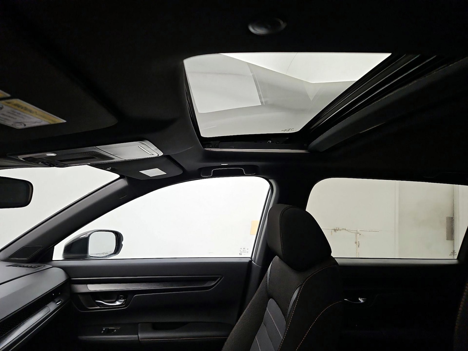 Sunroof(s) & Overhead Airbags
