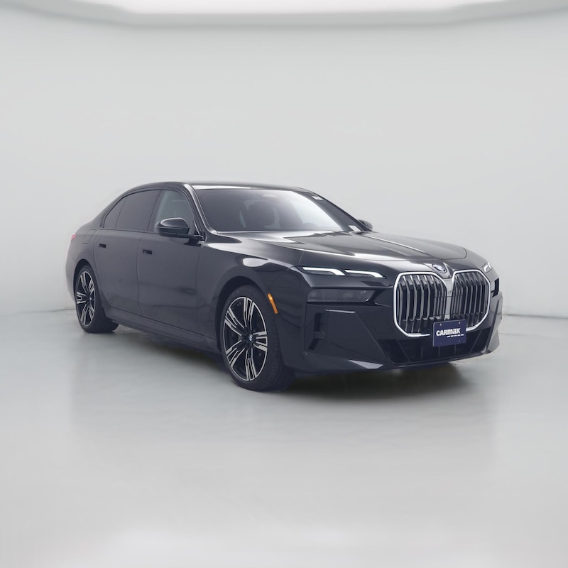2024 BMW 750 Plug-In Hybrid