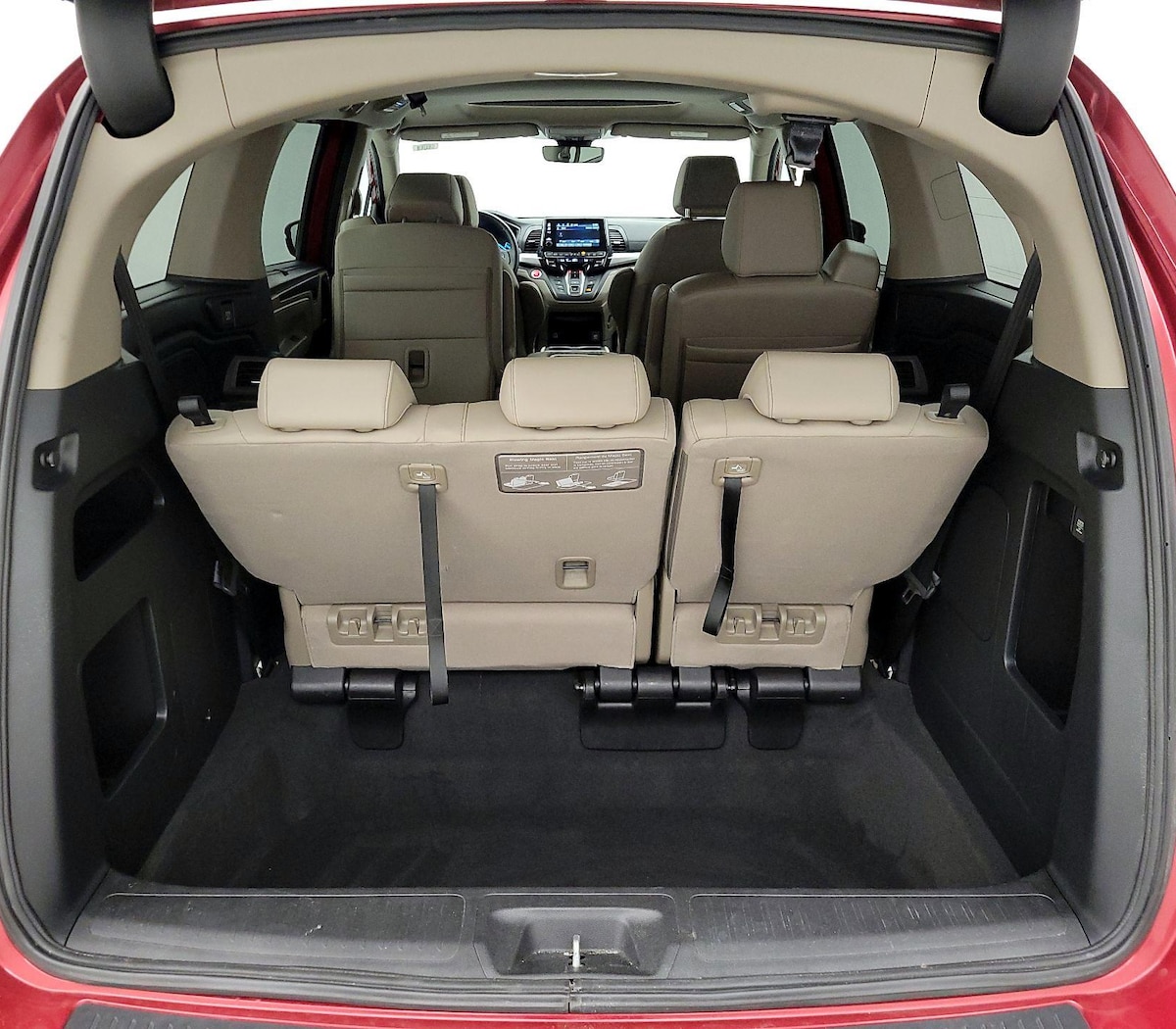 Trunk/Cargo (Seats Up)
