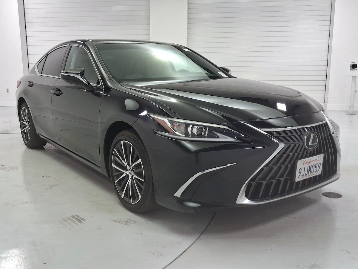 Featured vehicle