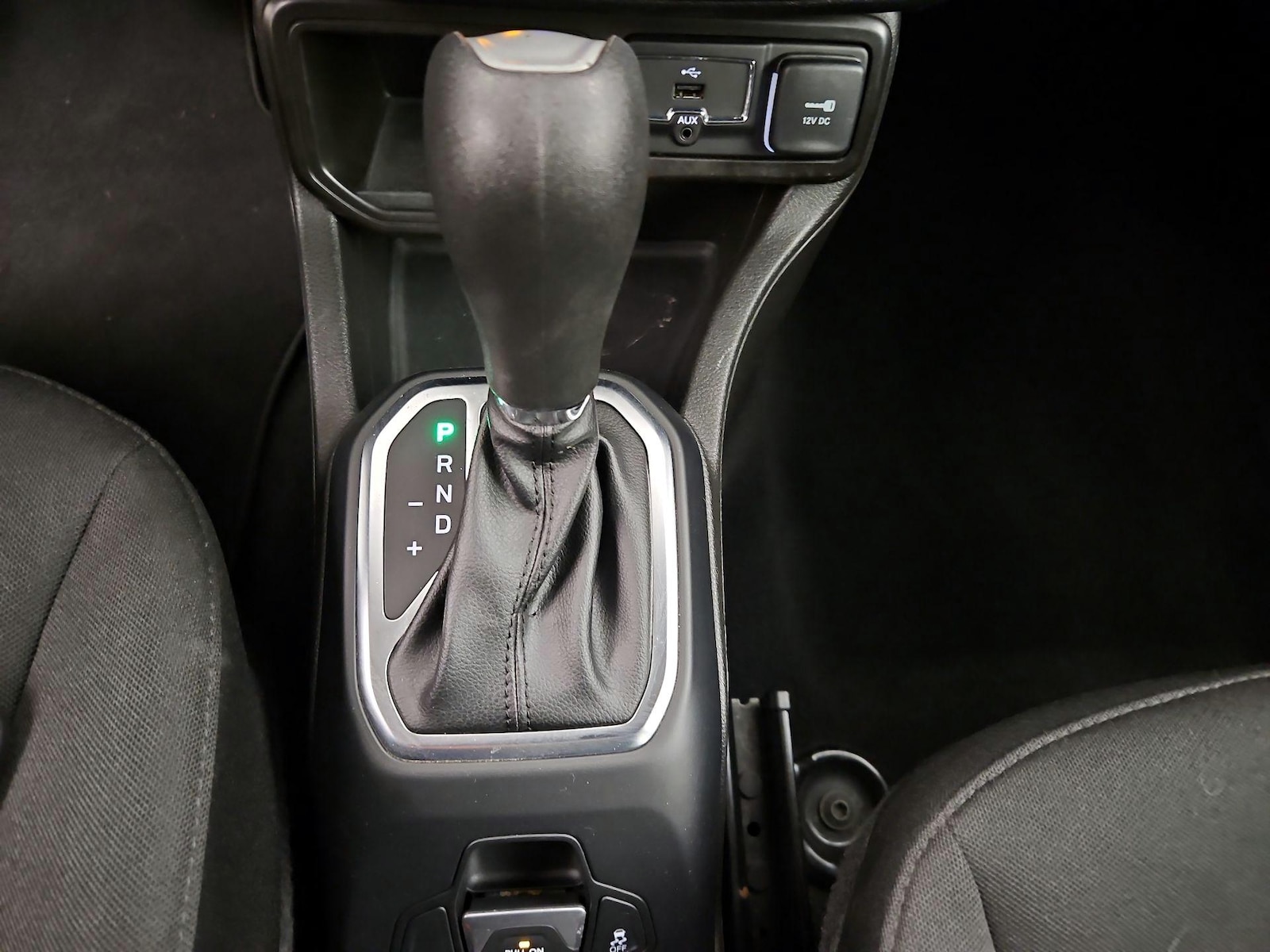 2021 Jeep Renegade Latitude - Photo 18
