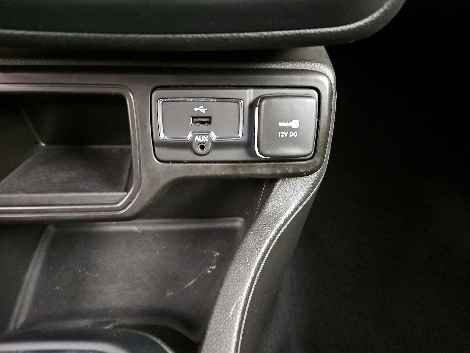 2021 Jeep Renegade Latitude - Photo 19