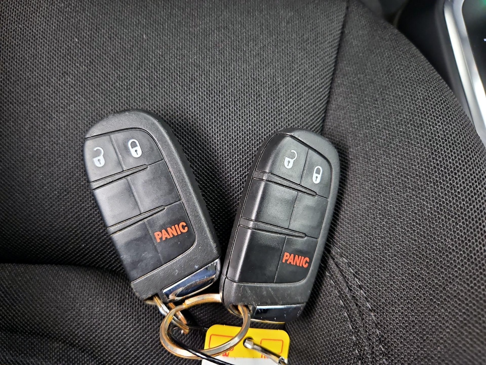 2021 Jeep Renegade Latitude - Photo 23