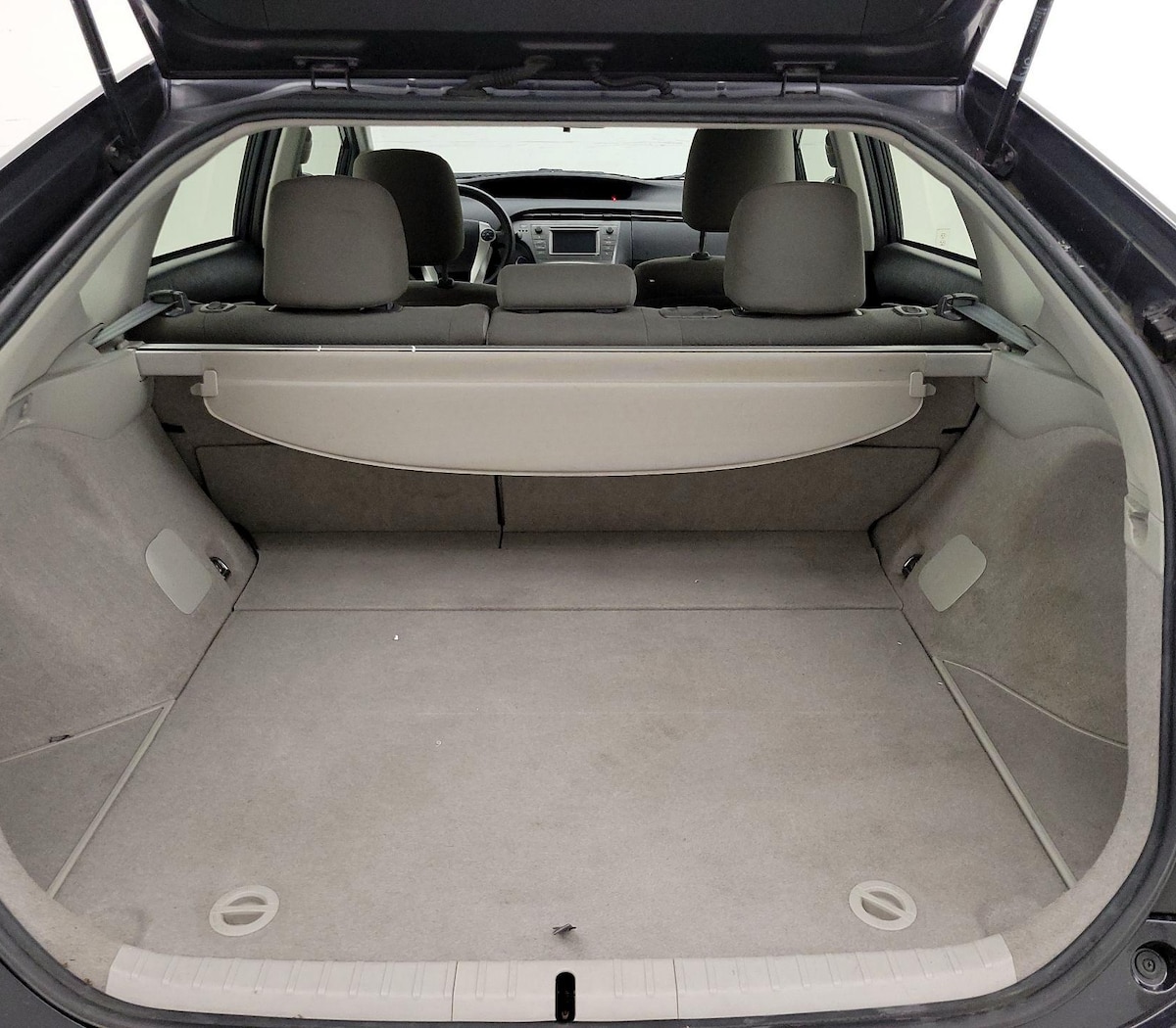 Trunk/Cargo (Seats Up)