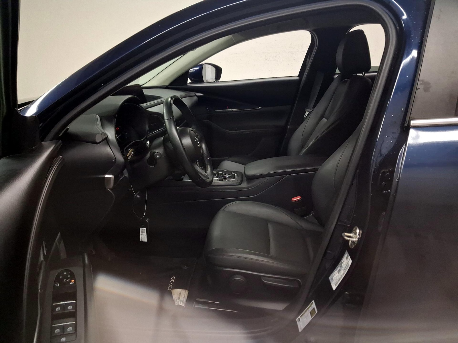 Side Airbags & Leatherette Seats