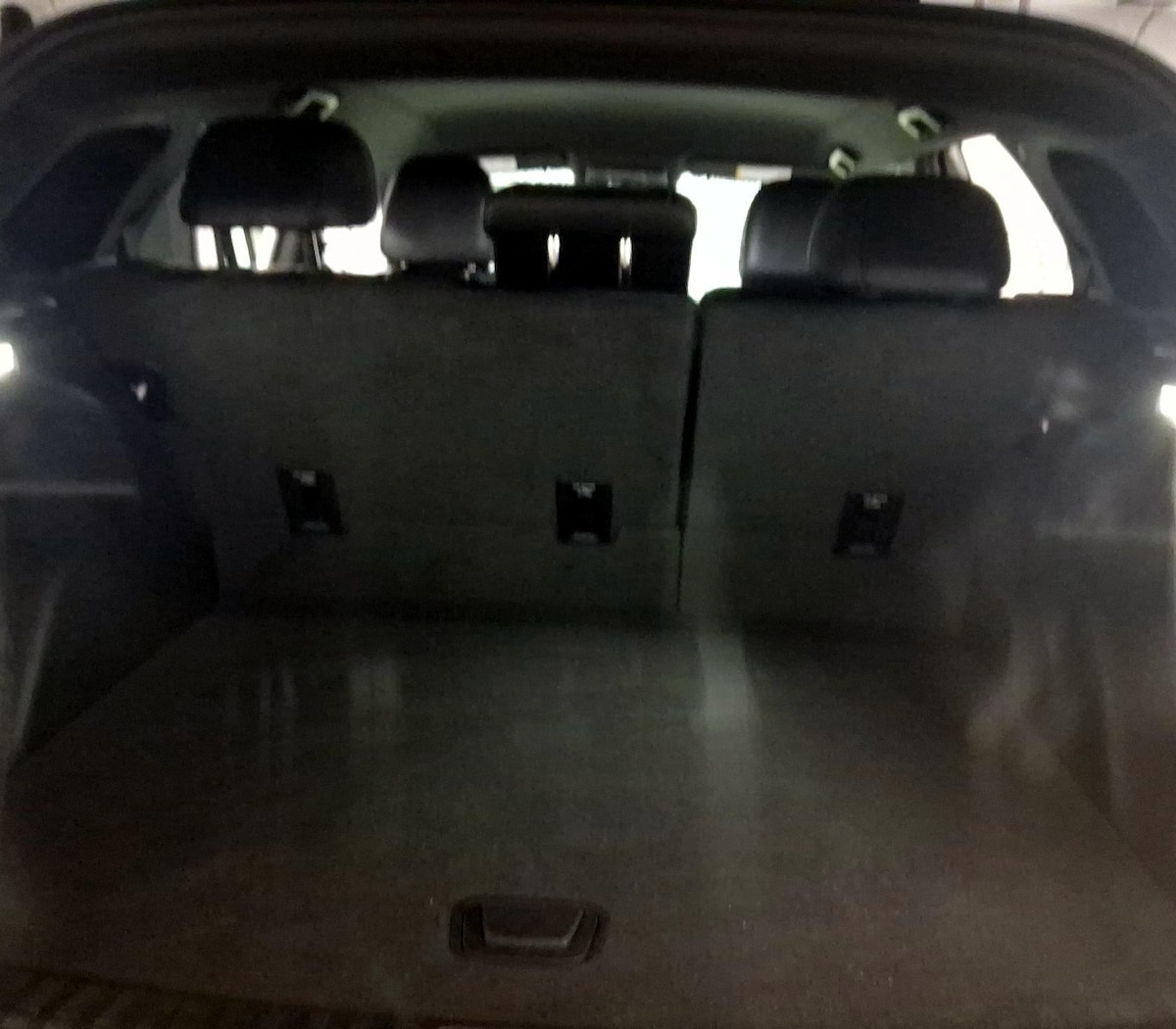 Trunk/Cargo (Seats Up)