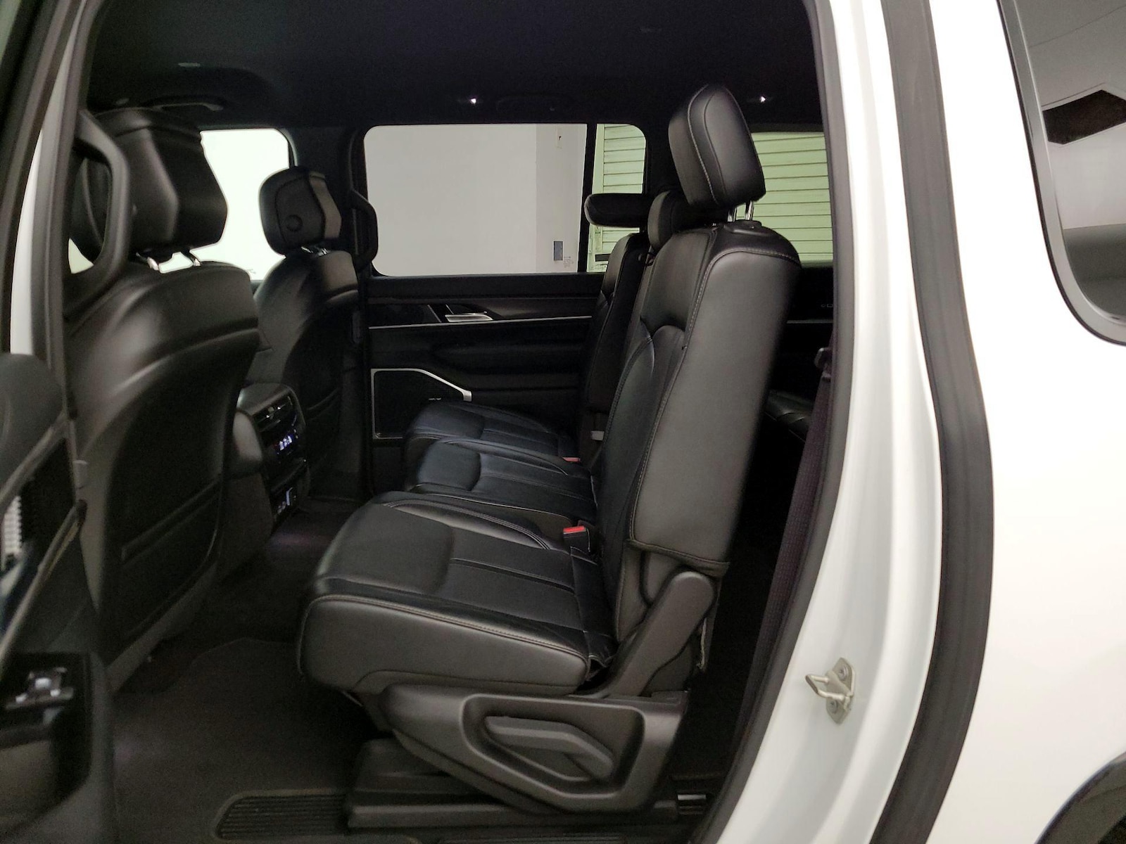 Rear Air Conditioning