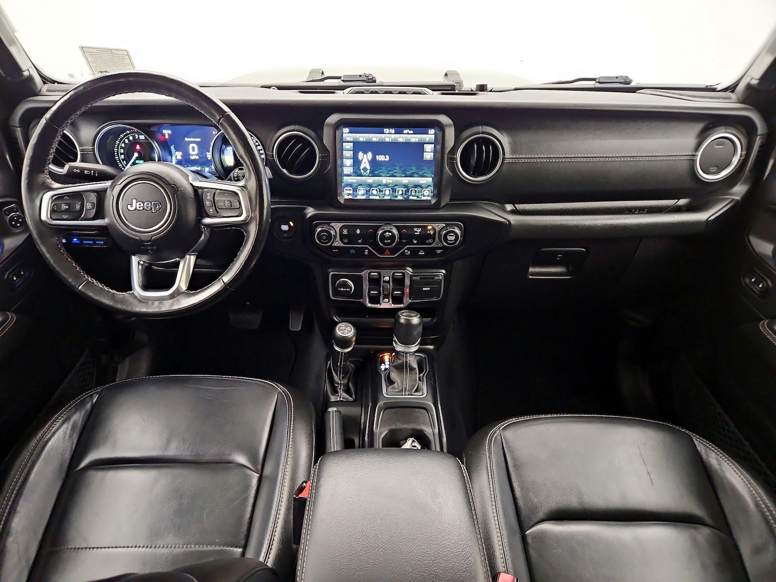 Apple CarPlay® & Android Auto™