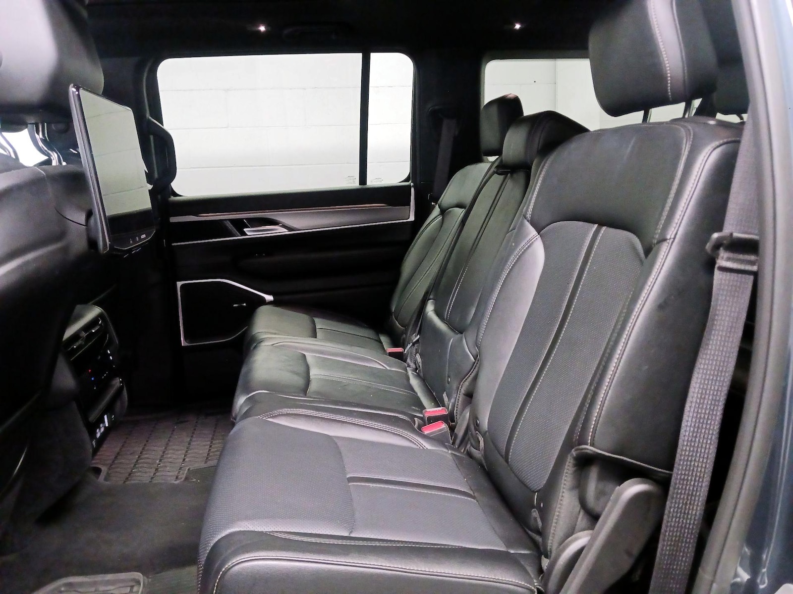 Rear Air Conditioning