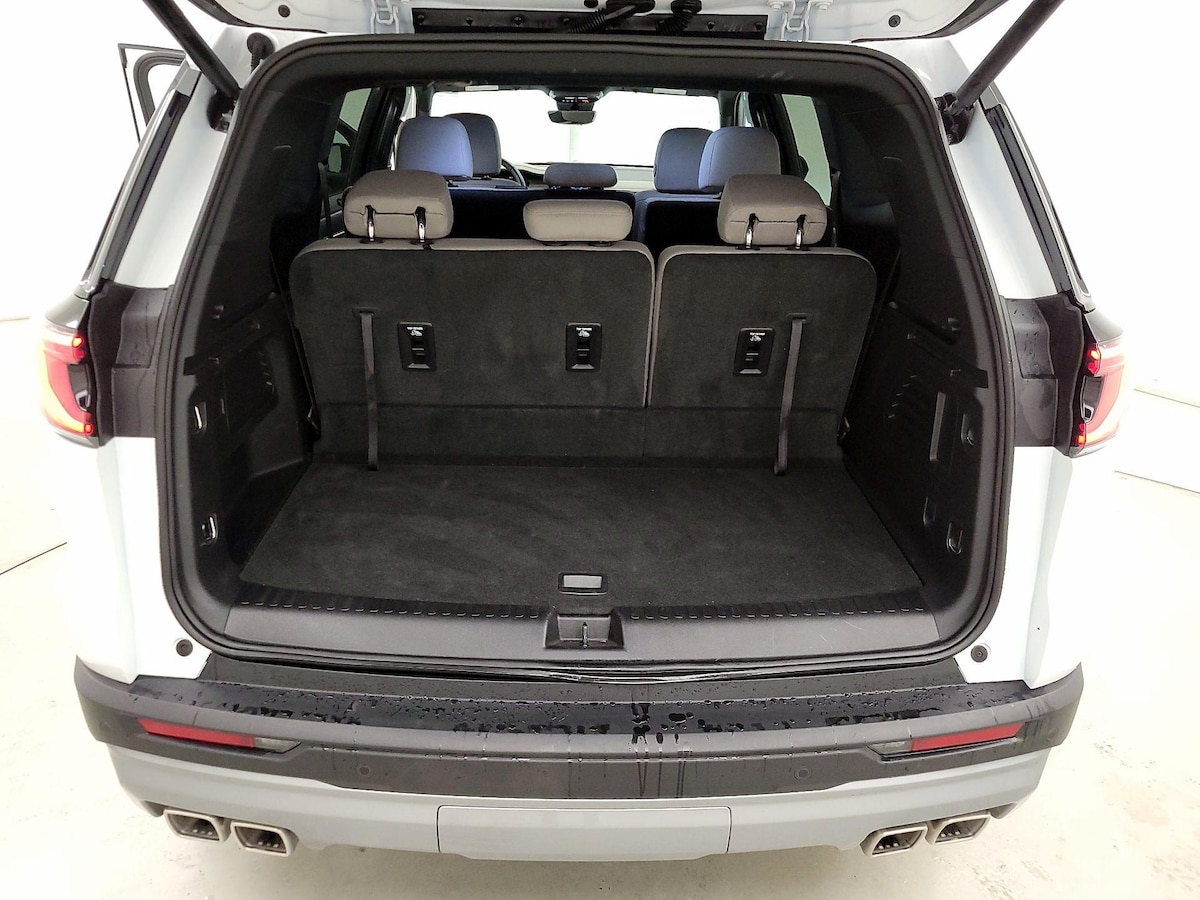 Trunk/Cargo (Seats Up)