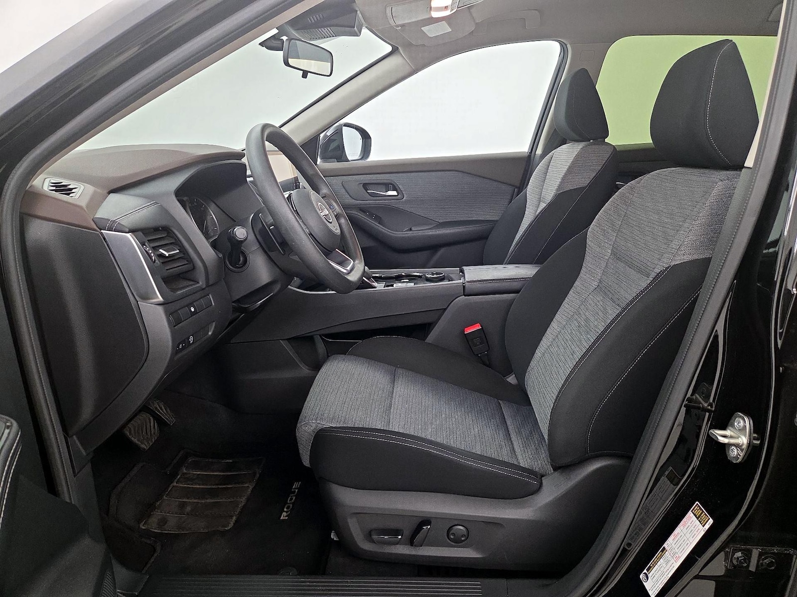 Power Seat(s) & Side Airbags