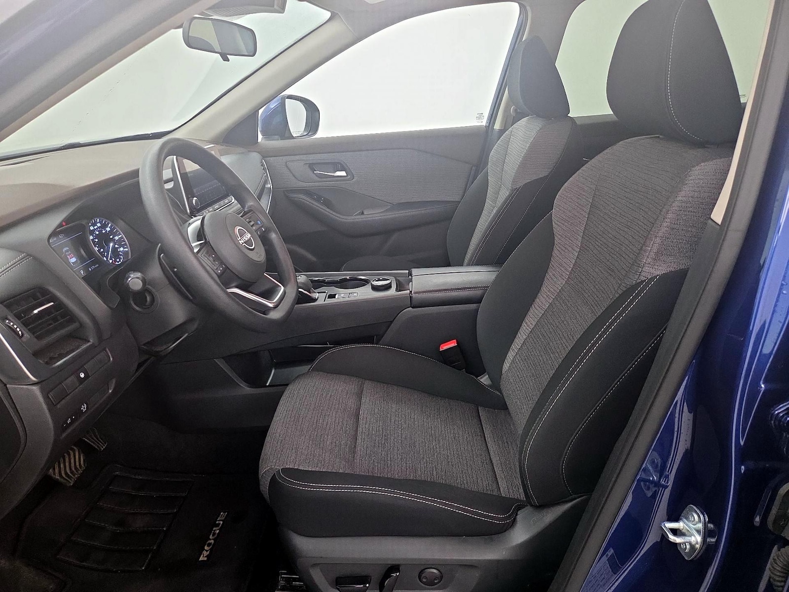 Power Seat(s) & Side Airbags