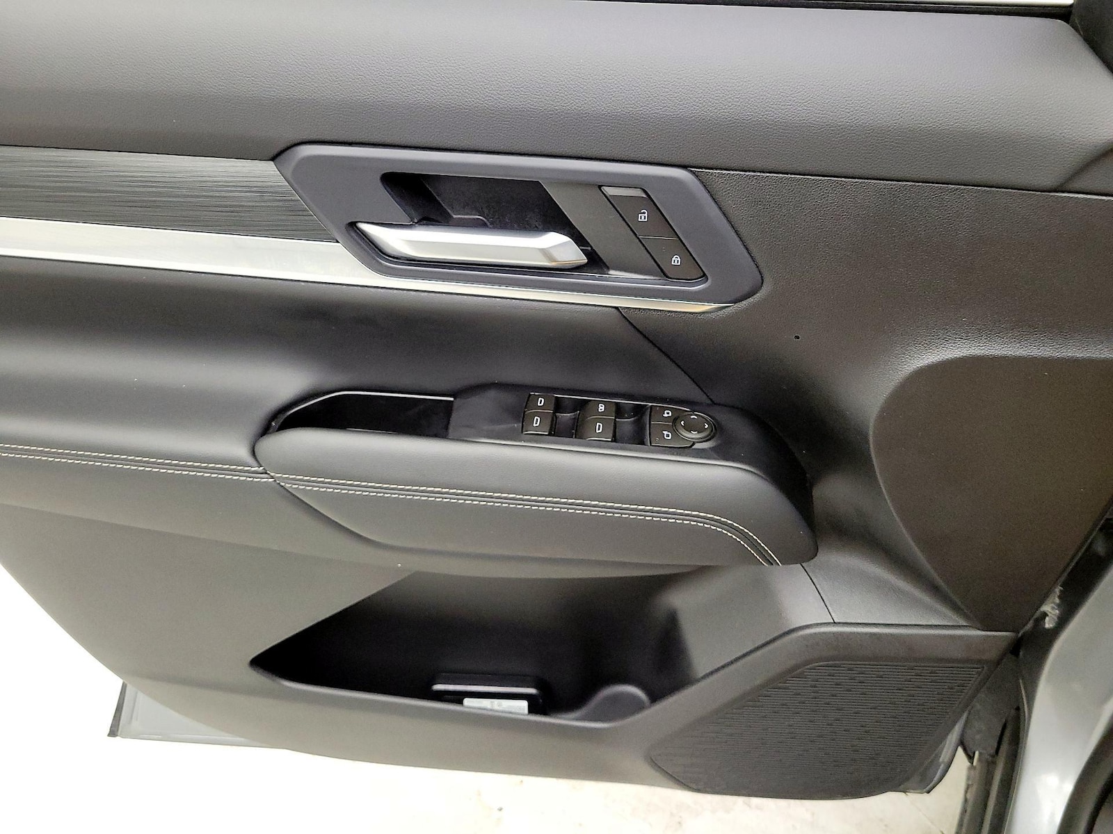 2026 GMC Terrain Elevation - Photo 13