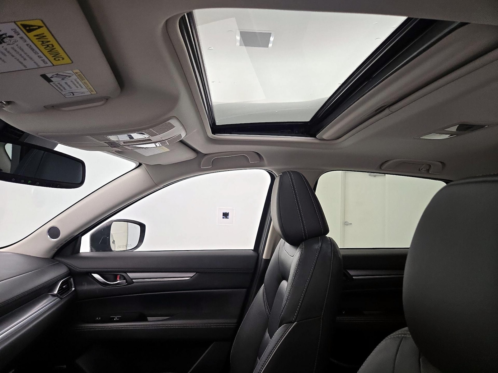 Sunroof(s) & Overhead Airbags