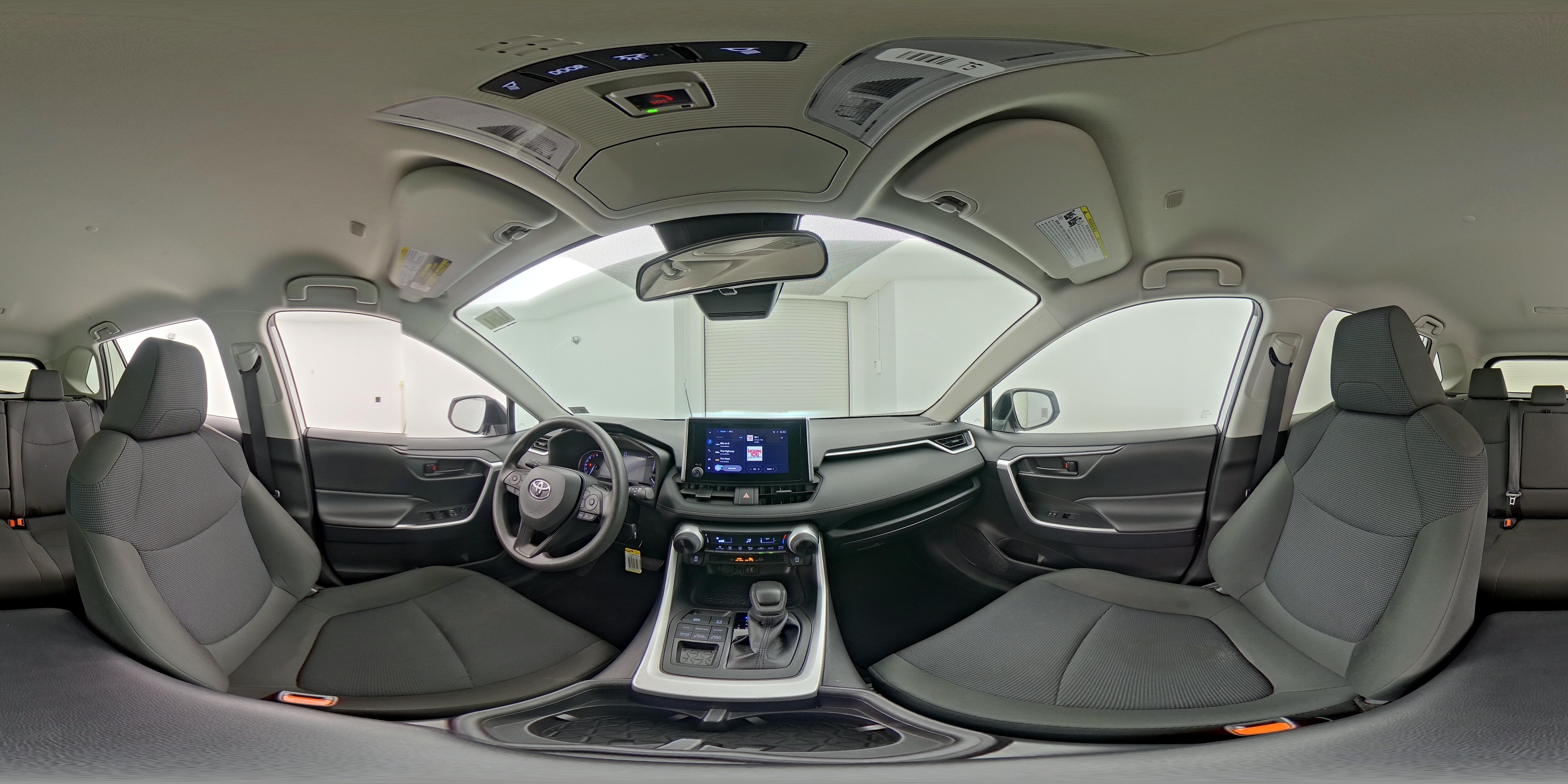 2025 Toyota RAV4 LE - Photo 25
