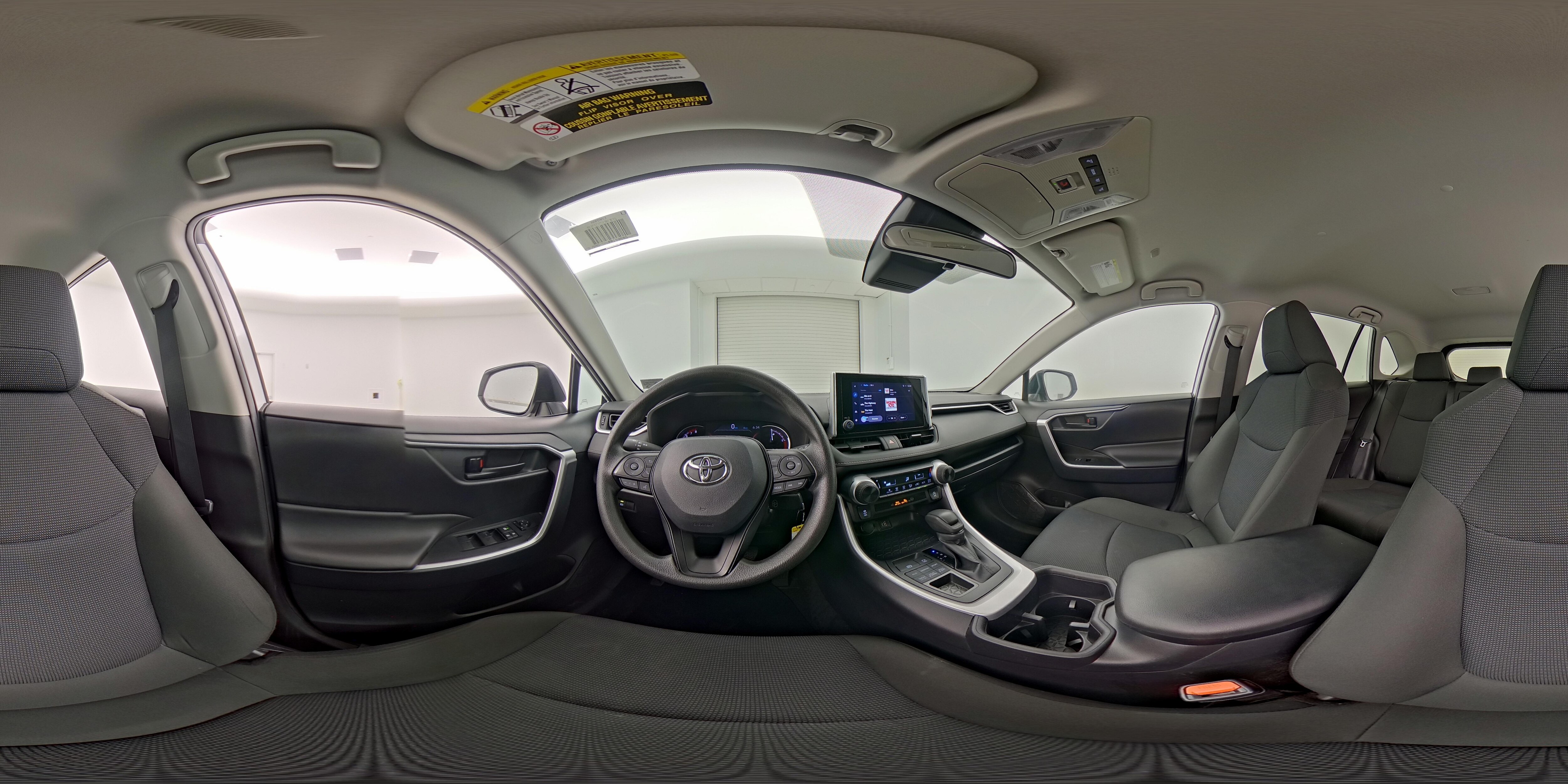 2025 Toyota RAV4 LE - Photo 27
