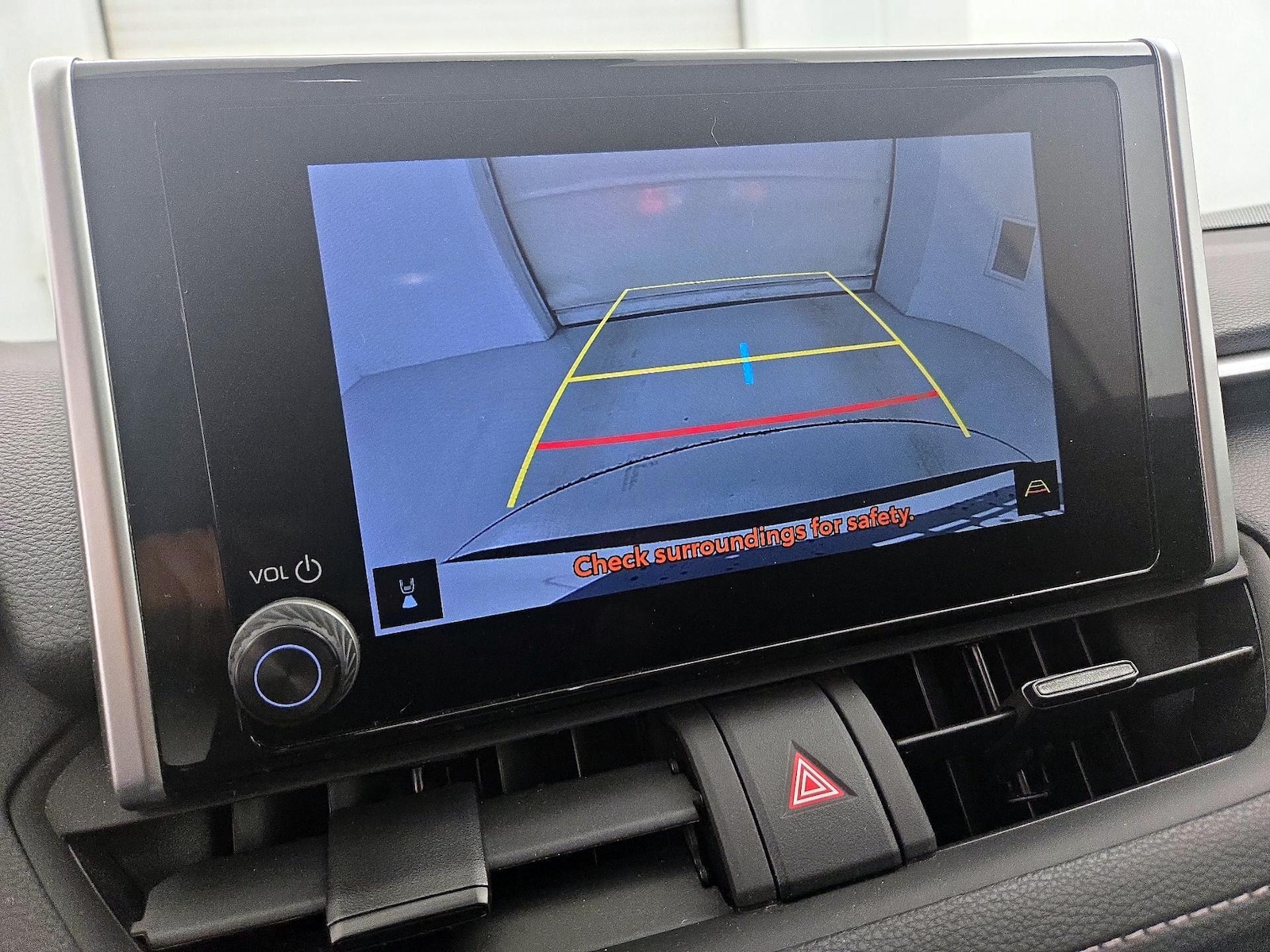 2025 Toyota RAV4 LE - Photo 15