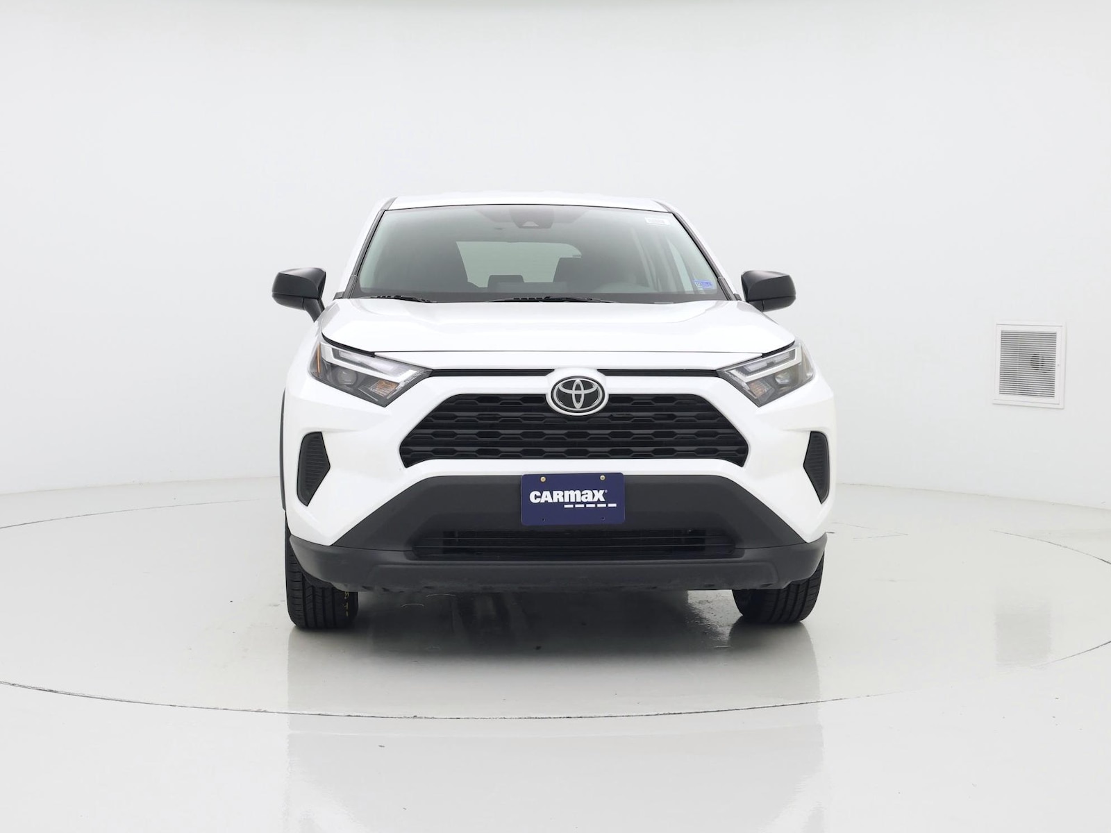 2025 Toyota RAV4 LE - Photo 6