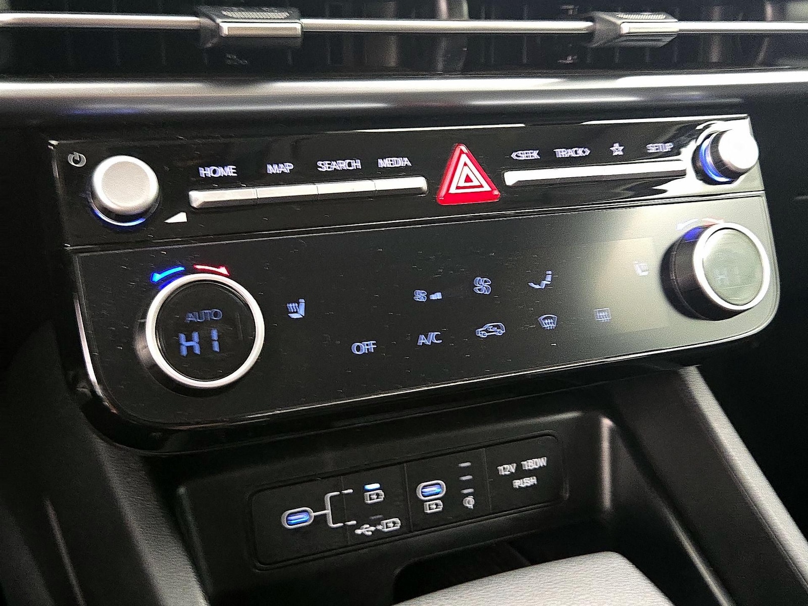 2025 Hyundai Tucson SEL - Photo 17