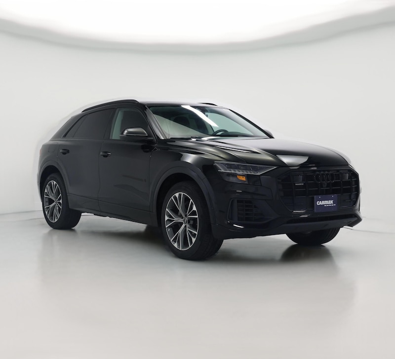 2023 Audi Q8 Premium