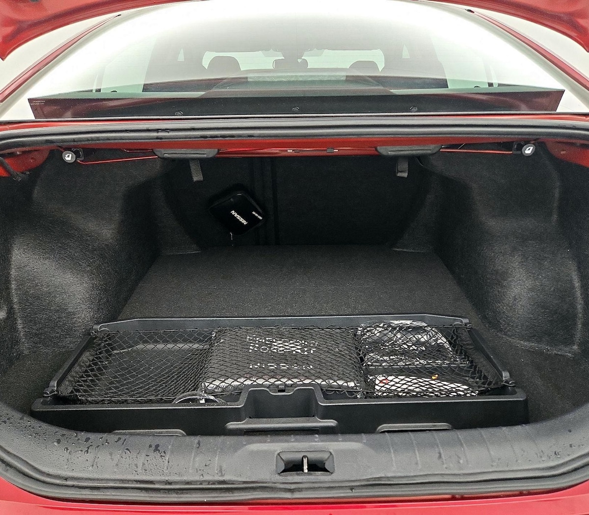 Trunk/Cargo (Seats Up)