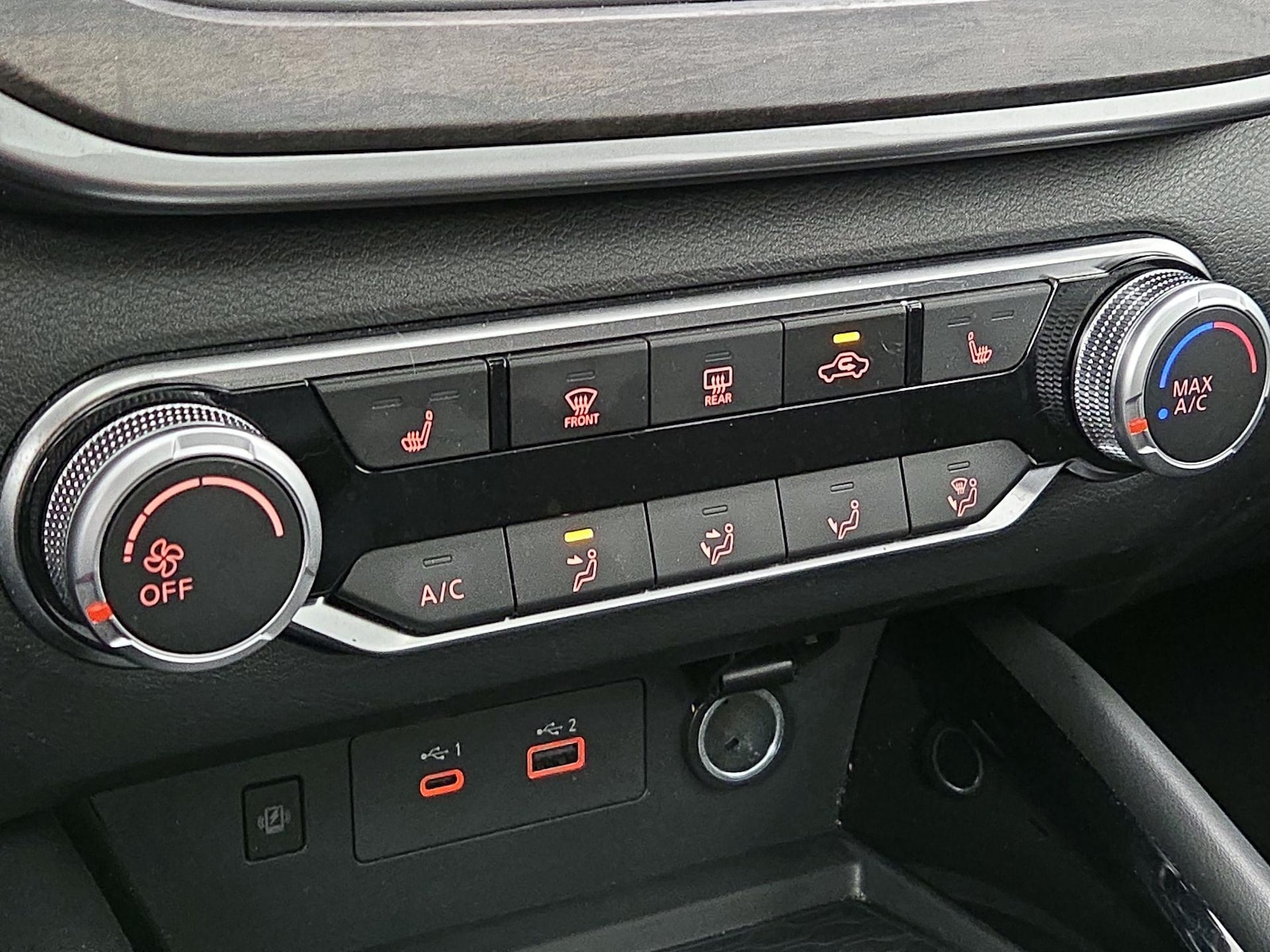 2024 Nissan Altima SV - Photo 18