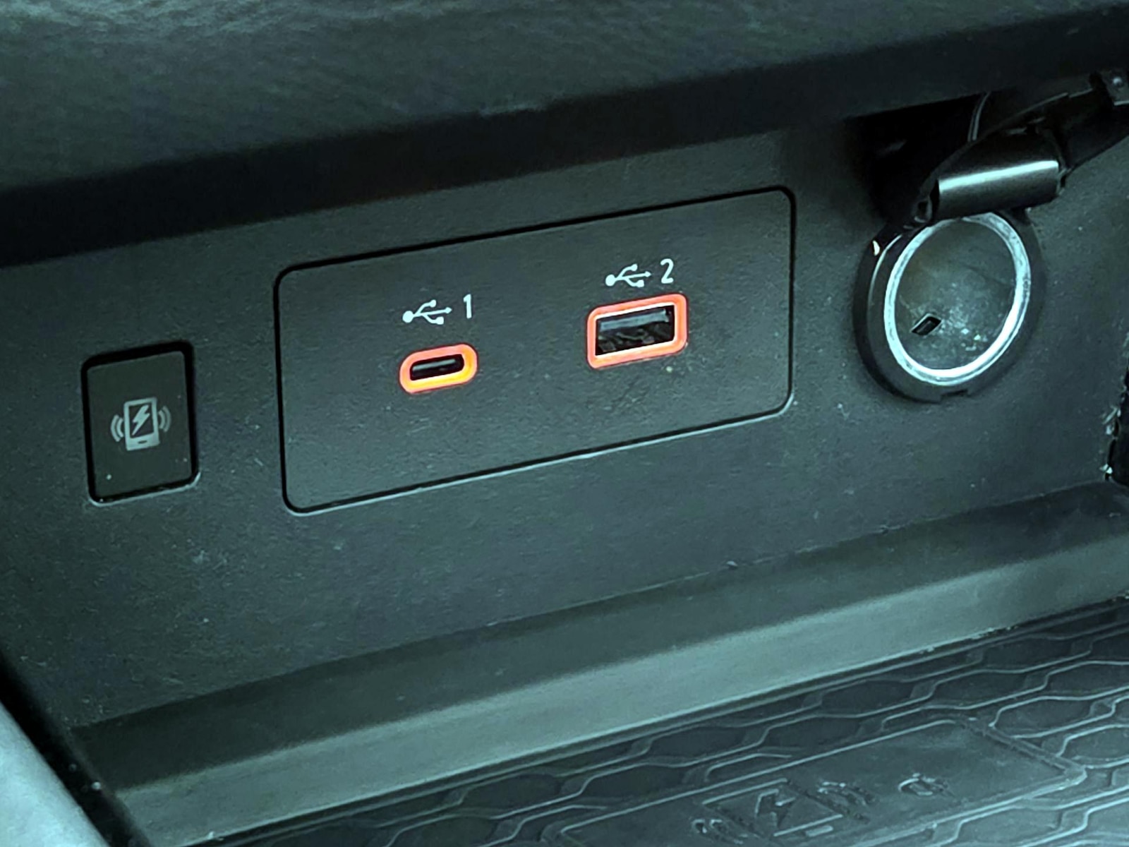 2024 Nissan Altima SV - Photo 20