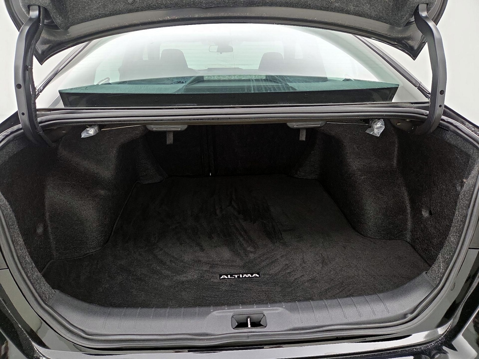 2024 Nissan Altima SV - Photo 23