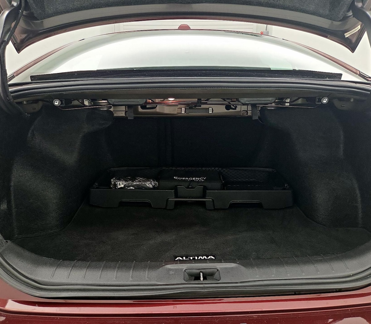 Trunk/Cargo (Seats Up)