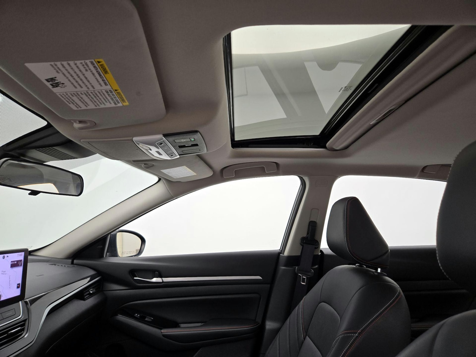 Sunroof(s) & Overhead Airbags