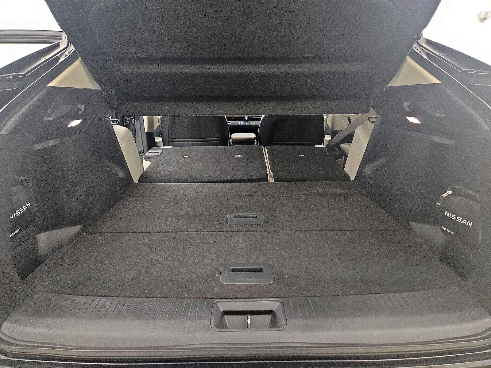 2024 Nissan ARIYA Engage+ - Photo 23