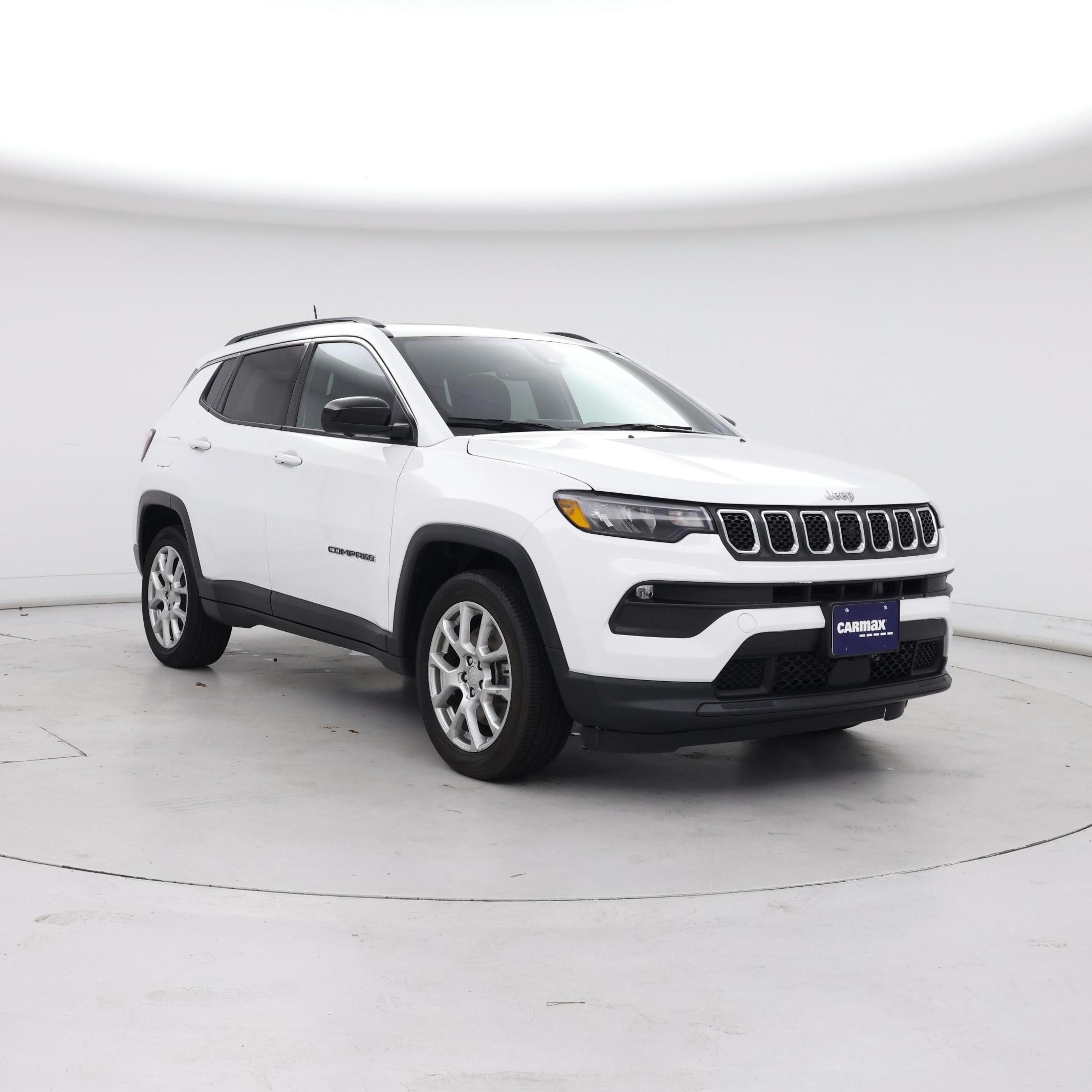 White 2023 Jeep Compass SUV / Crossover Four-Wheel Drive Automatic