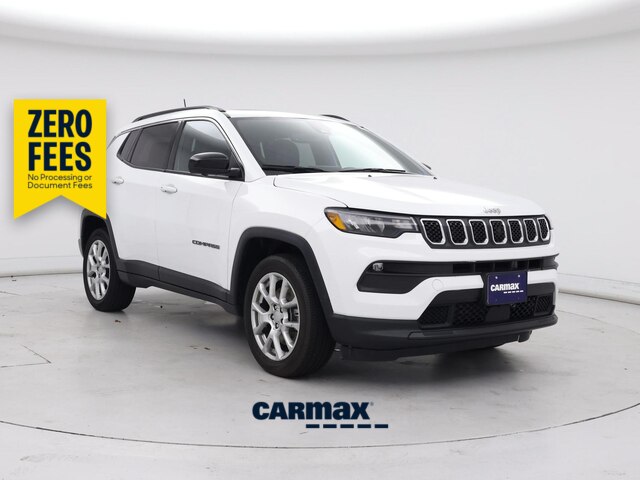 White 2023 Jeep Compass SUV / Crossover Four-Wheel Drive Automatic