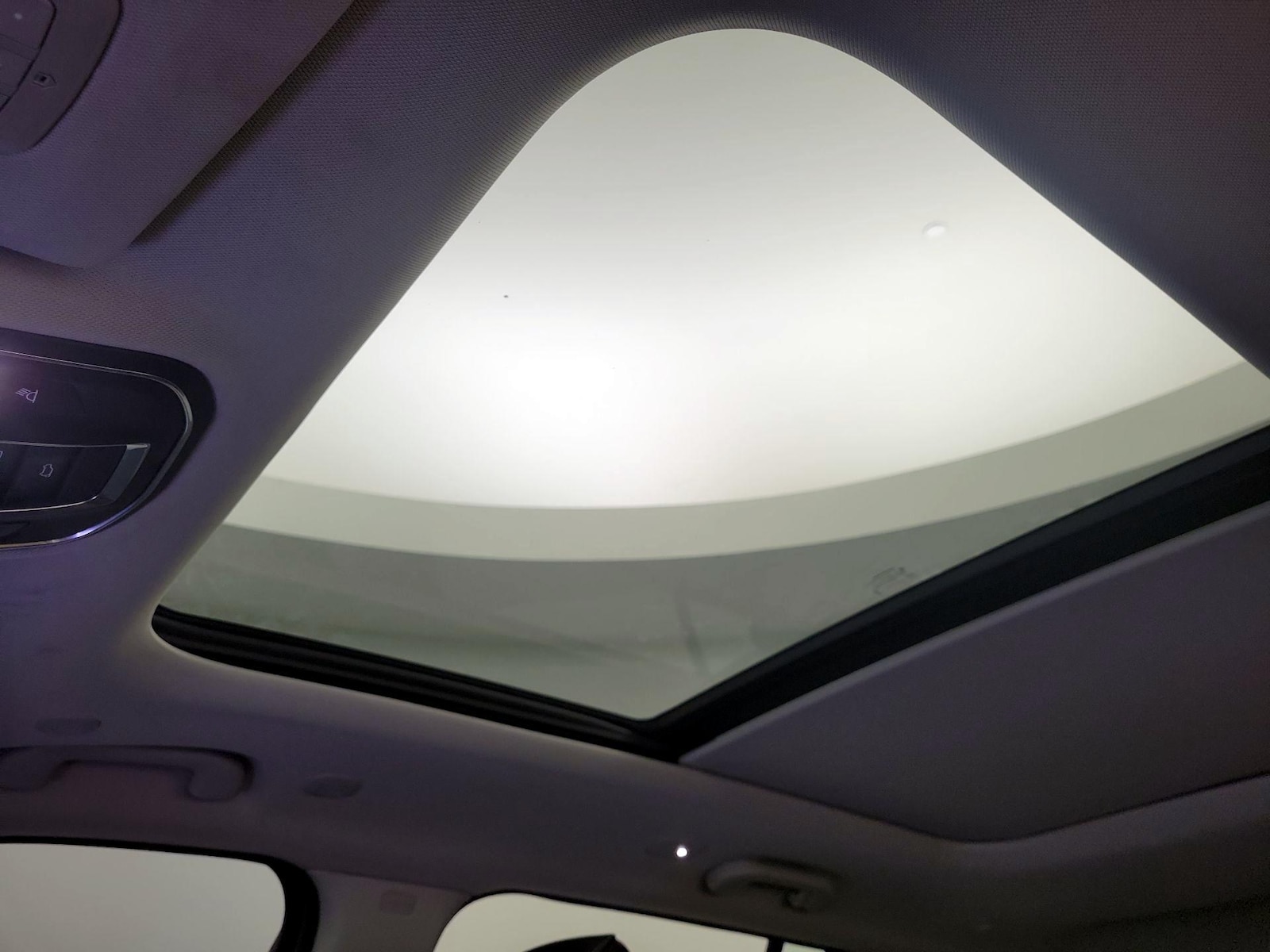 Panoramic Sunroof