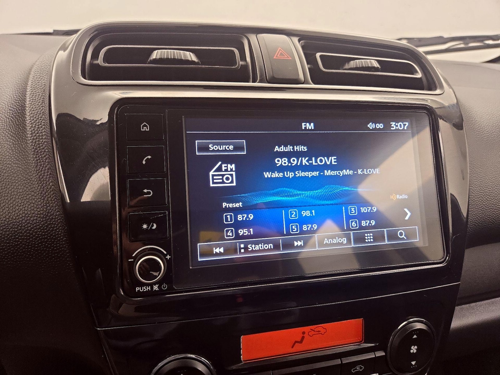 2024 Mitsubishi Mirage ES - Photo 16