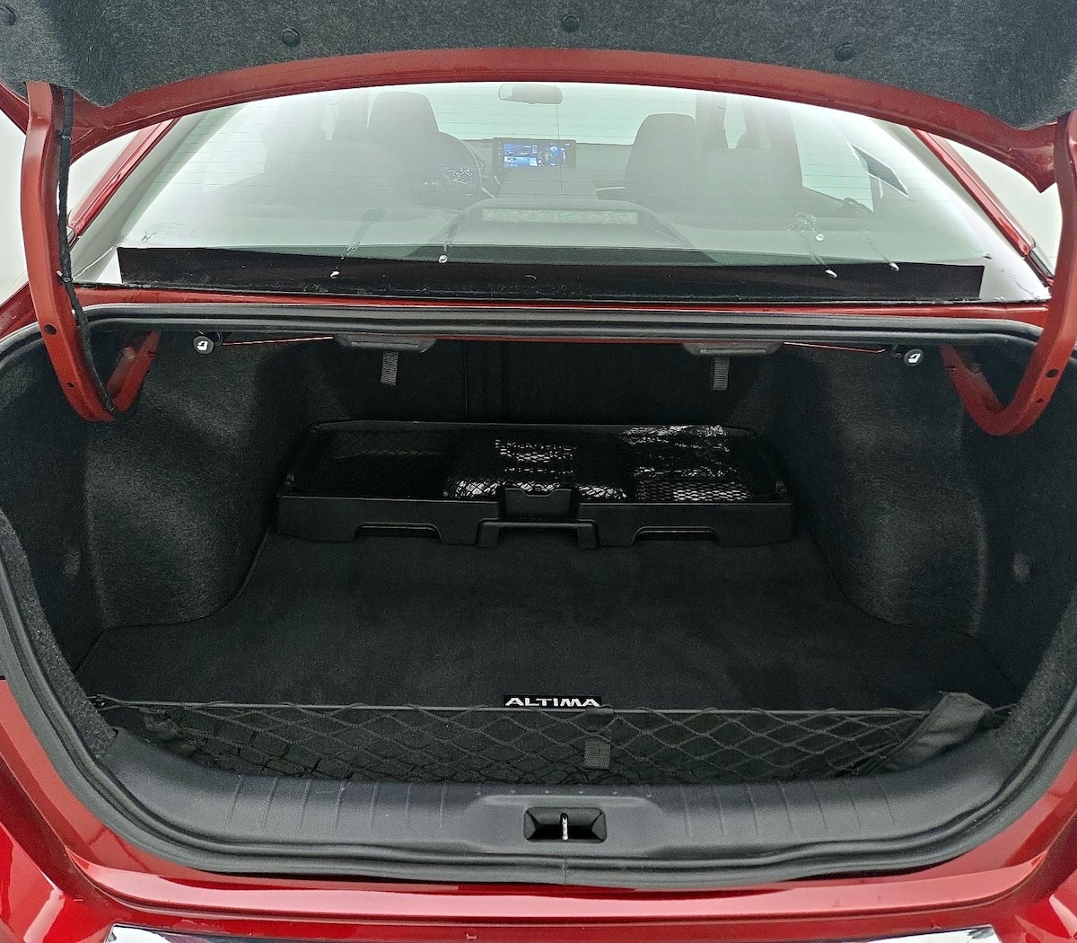 Trunk/Cargo (Seats Up)
