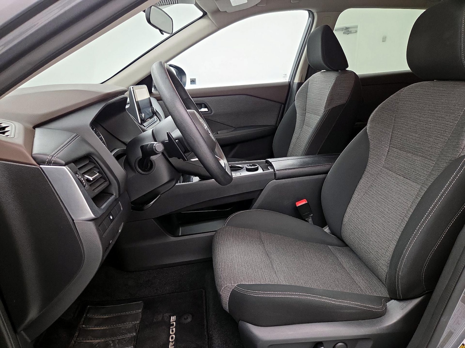 Power Seat(s) & Side Airbags