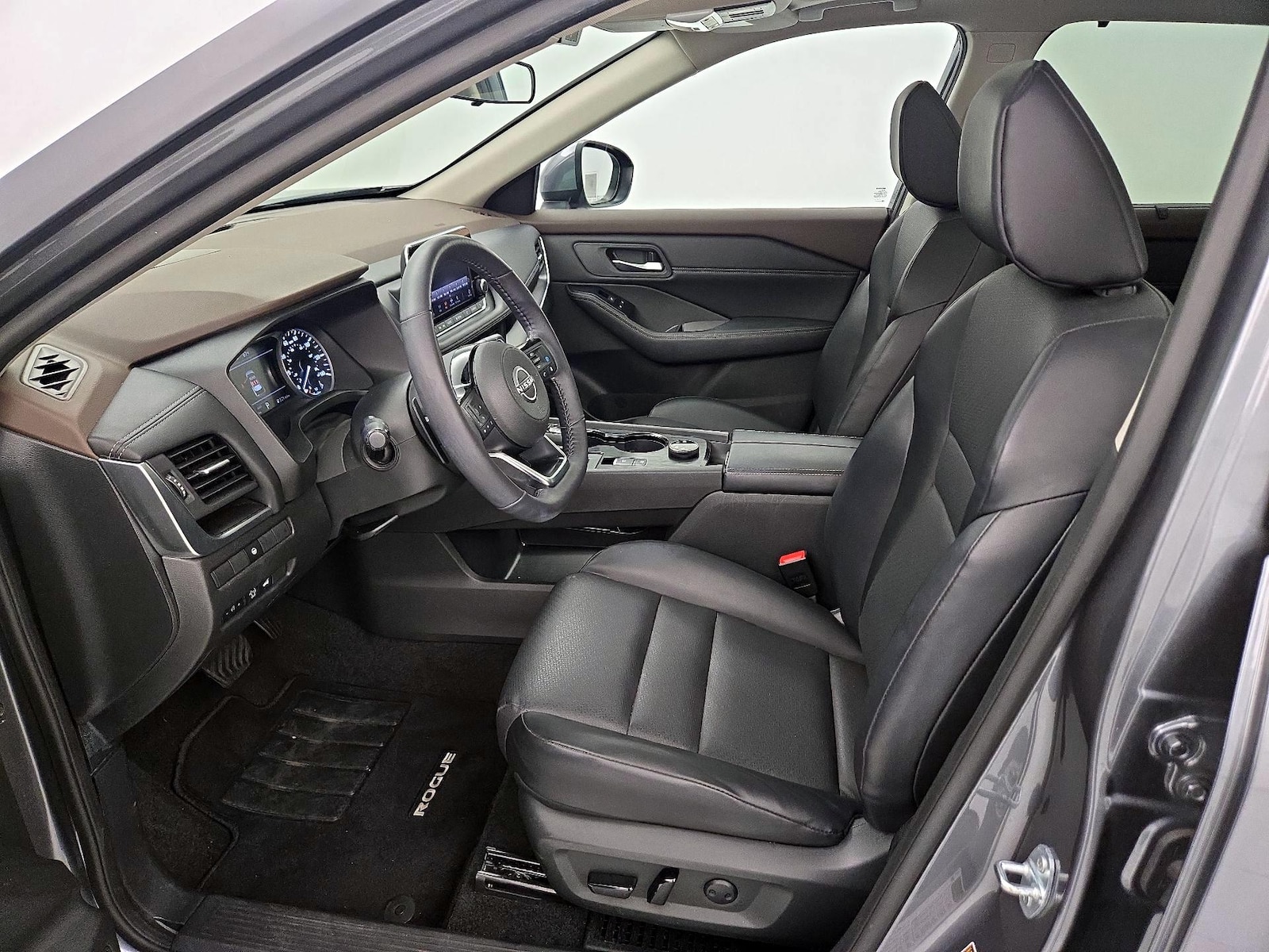 Power Seat(s) & Side Airbags